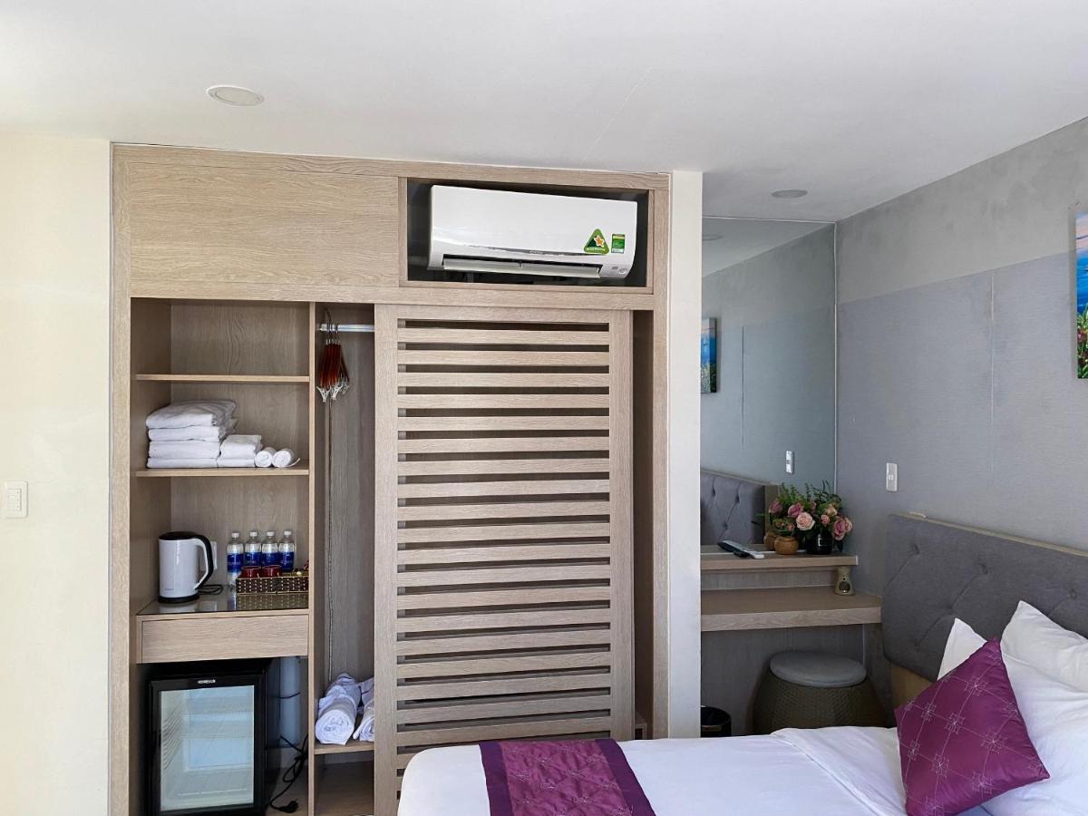 Okinawa Villas And Beach Club - Oceanami Resort 롱하이 외부 사진