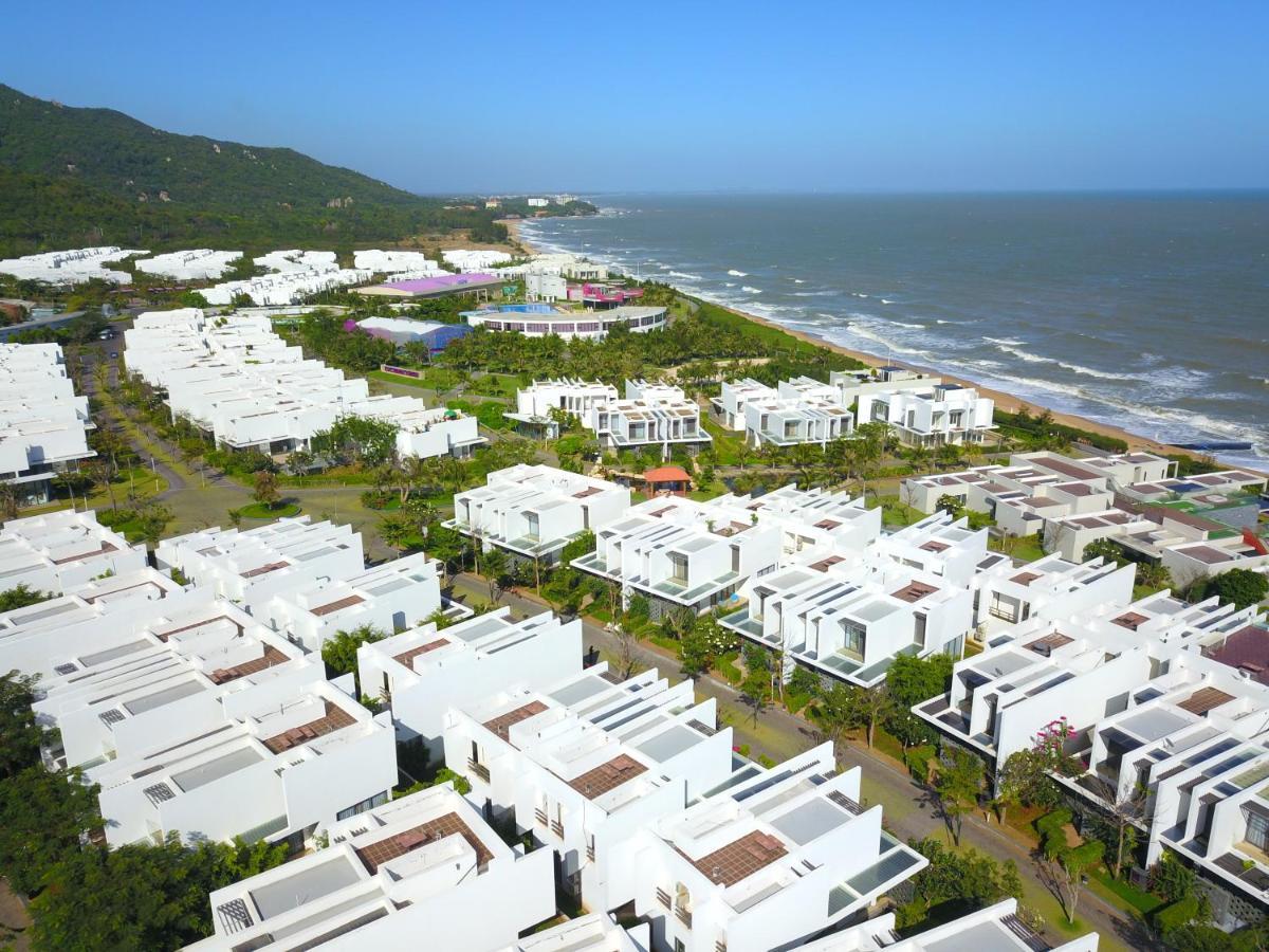 Okinawa Villas And Beach Club - Oceanami Resort 롱하이 외부 사진