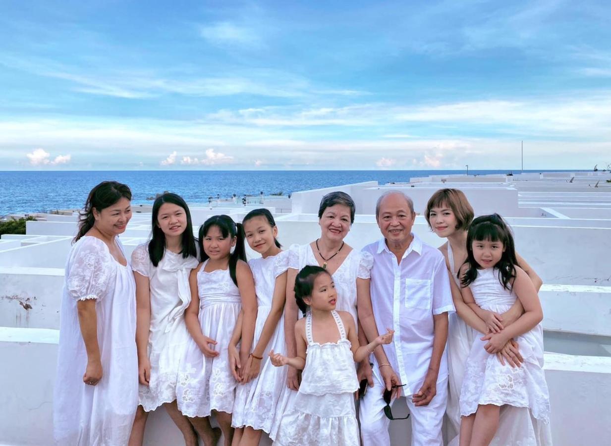 Okinawa Villas And Beach Club - Oceanami Resort 롱하이 외부 사진