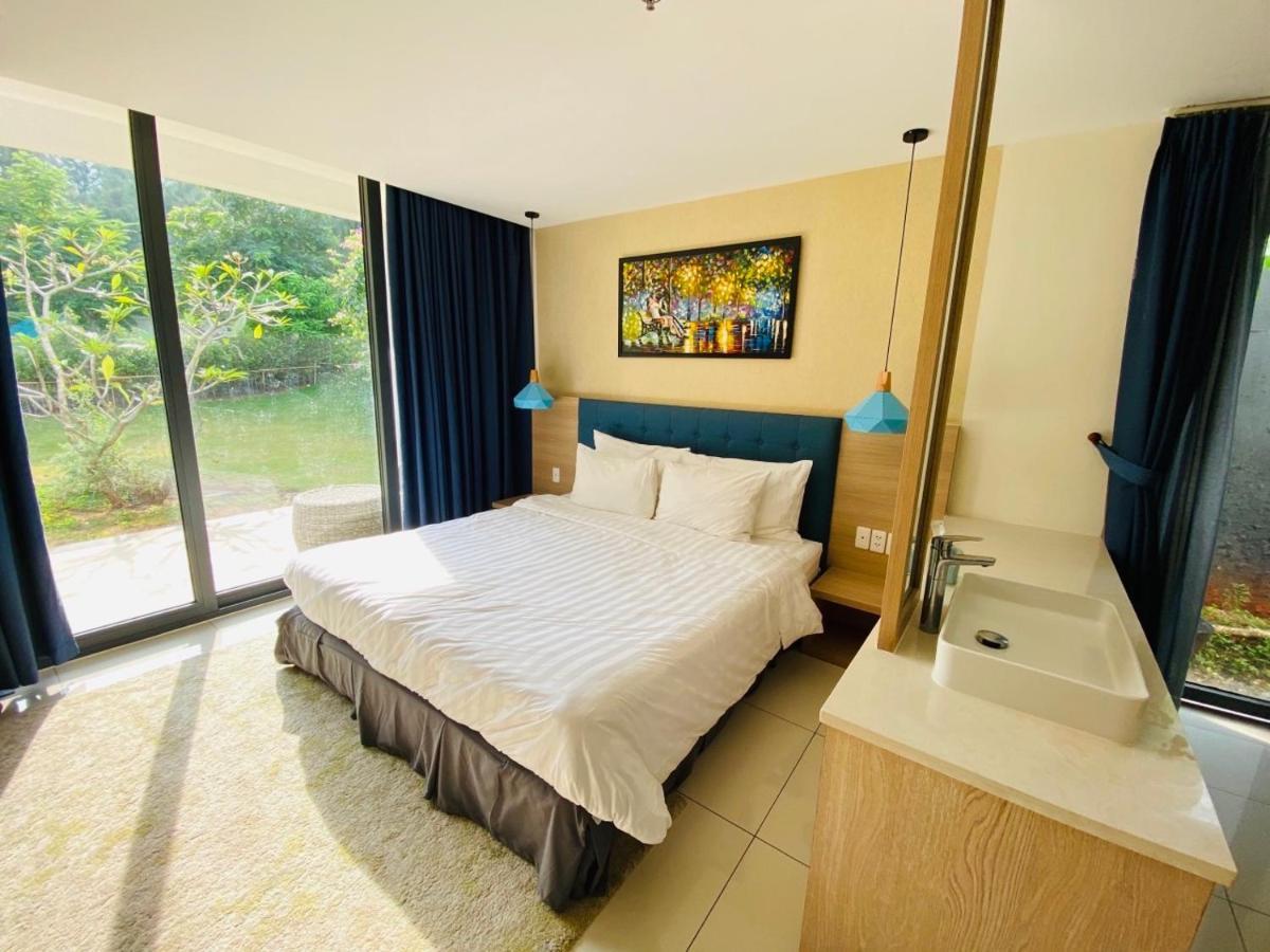 Okinawa Villas And Beach Club - Oceanami Resort 롱하이 외부 사진